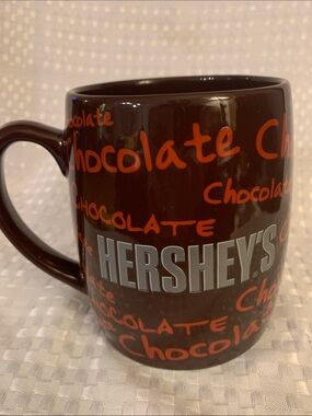 Hershey’s Chocolate 2005 mug, 16 ounce capacity.